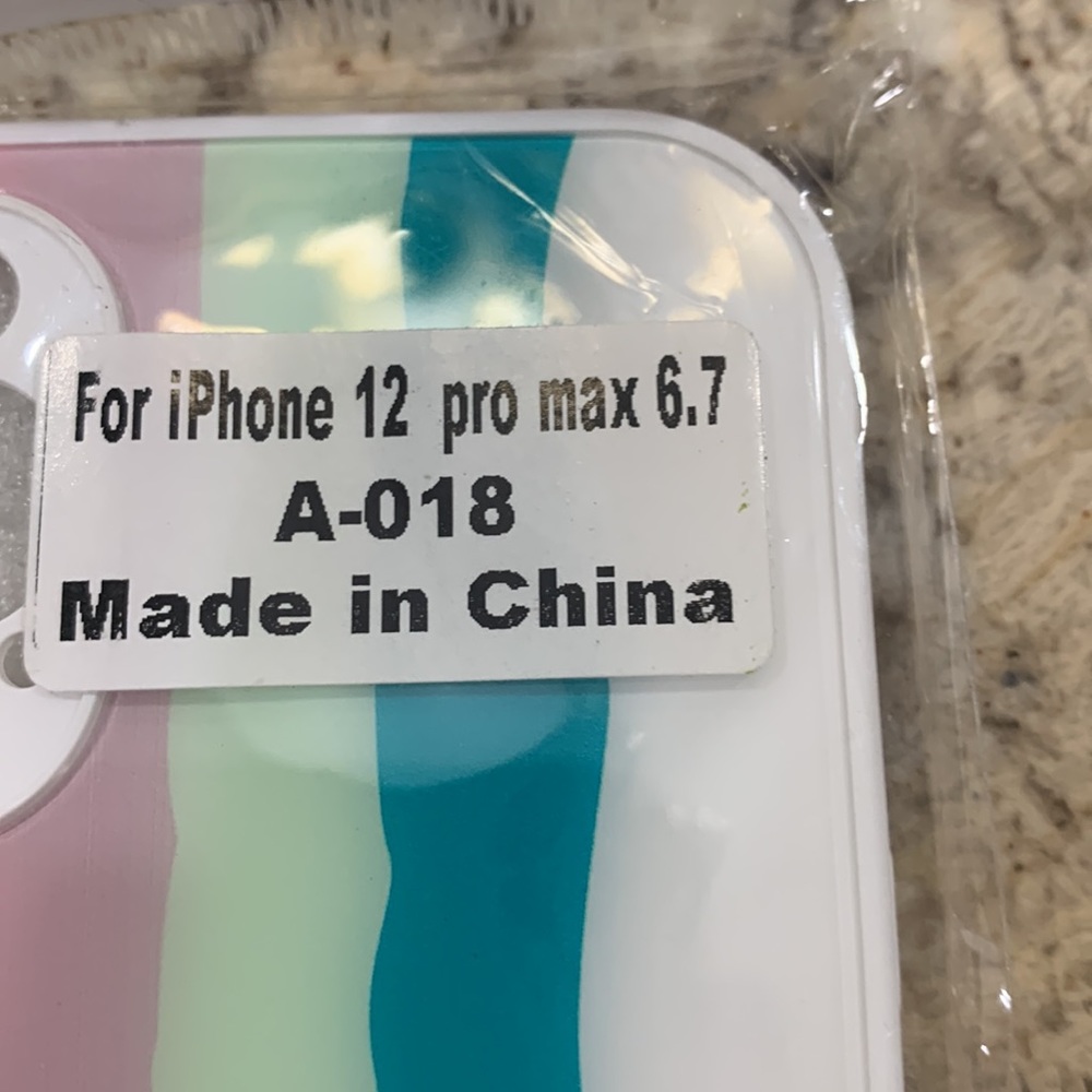 Cell phone case - Picture 3 of 5